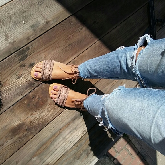 //The Topanga// Taupe braided lace up Sandals - Picture 4 of 5