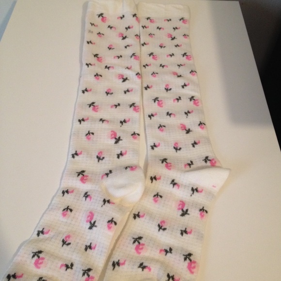 Floral Socks - Picture 1 of 2