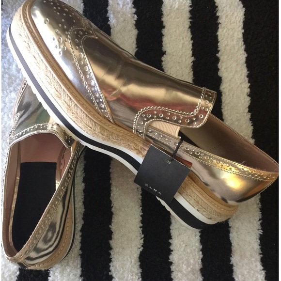 Zara Woman/Gold - Picture 2 of 4