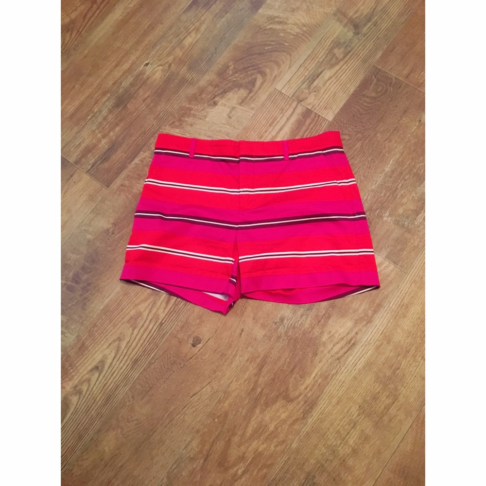 ✨SOLD✨Banana Republic Striped Shorts ✨