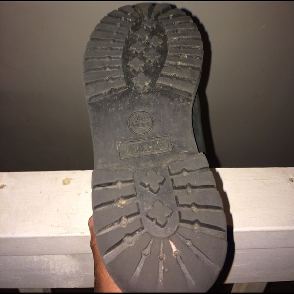 TIMBS ALL BLACK SIZE - Picture 2 of 2