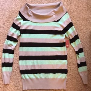 NWT No Boundaries Black/Gray/Mint Striped Sweater
