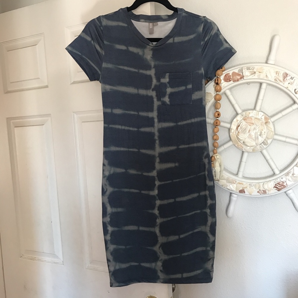 Tie-dye, body-con dress.