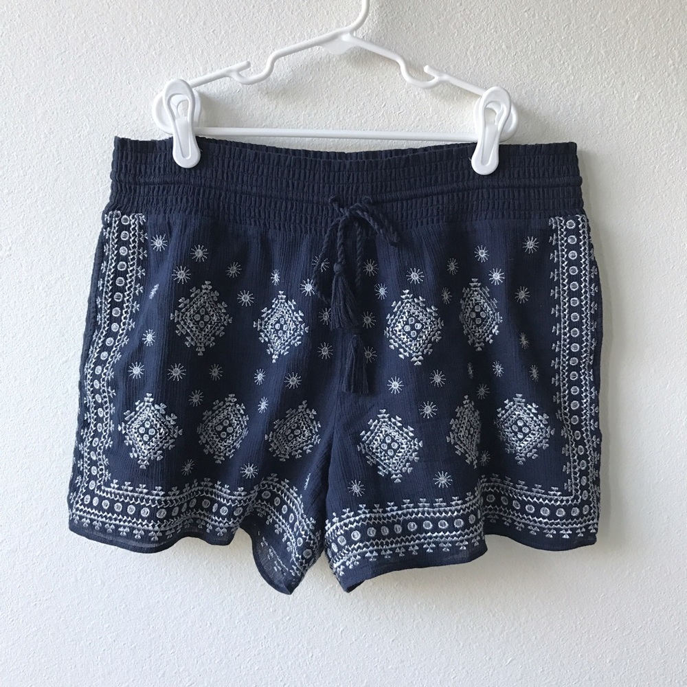 J Crew Embroidered Shorts Size XS (fit like M)
