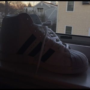 High top Adidas