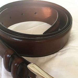 Johnston & Murphy Leather Belt