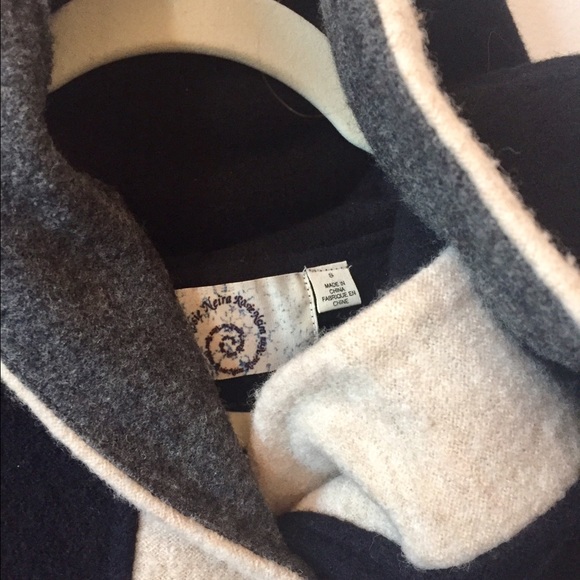 Anthropologie Navy wool poncho with hood. Sz S - Picture 3 of 4