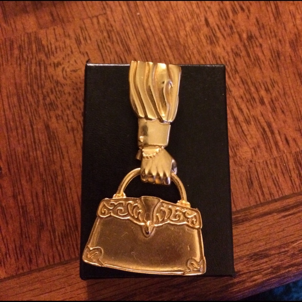 Gold handbag pin