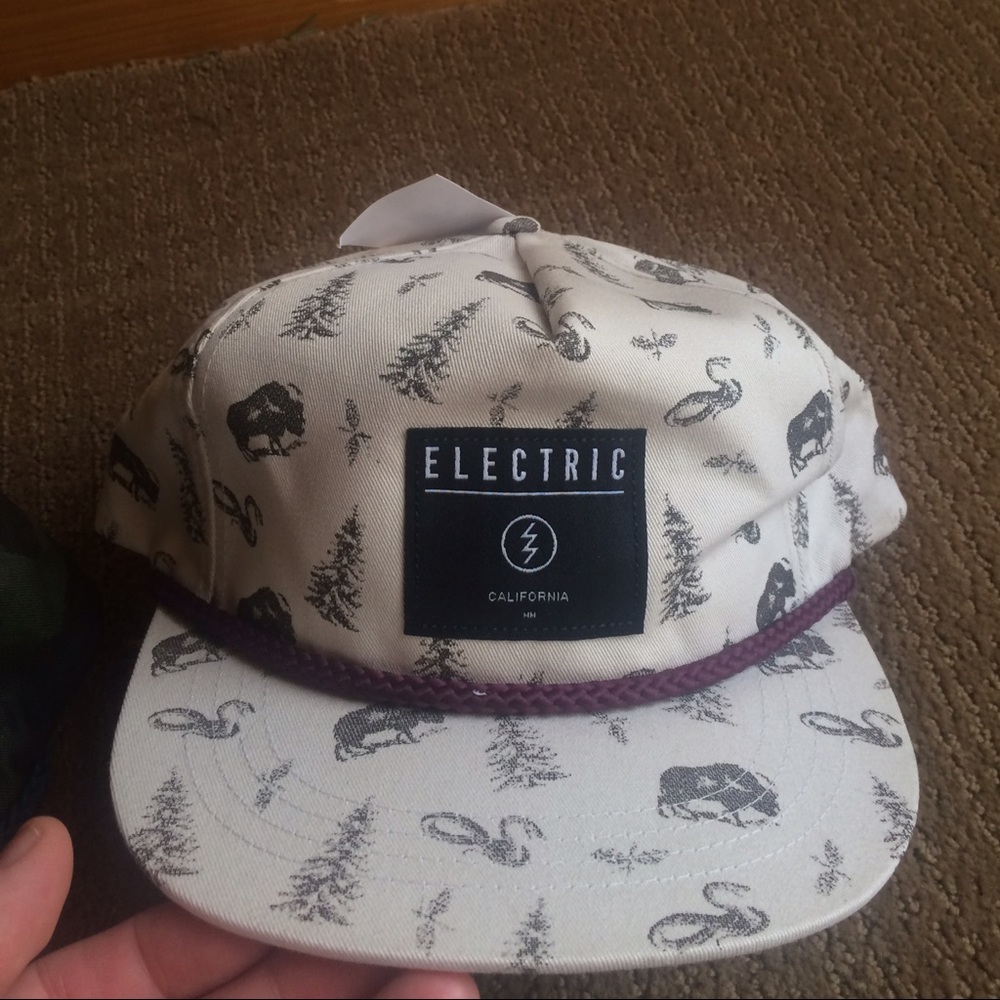 NWT Electric hat bundle - Picture 3 of 4