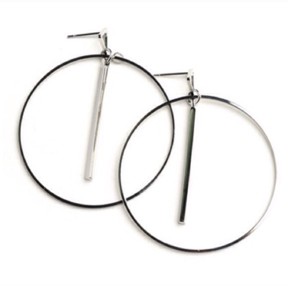NWT Two Silver Unique Hoop Earrings - Picture 3 of 3