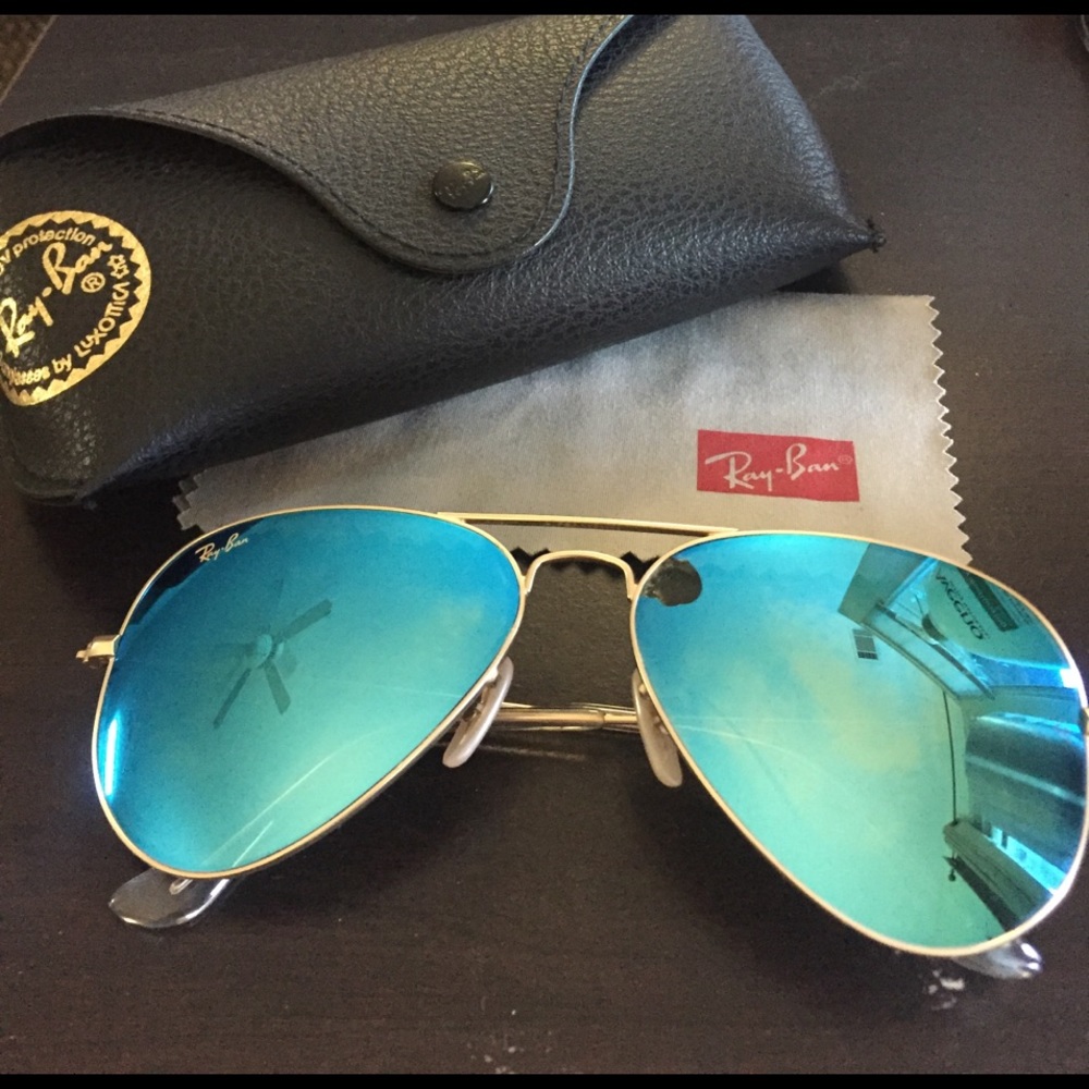 Blue lens aviator raybans