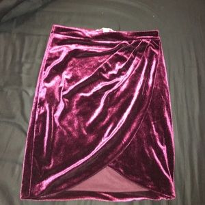 Velvet skirt