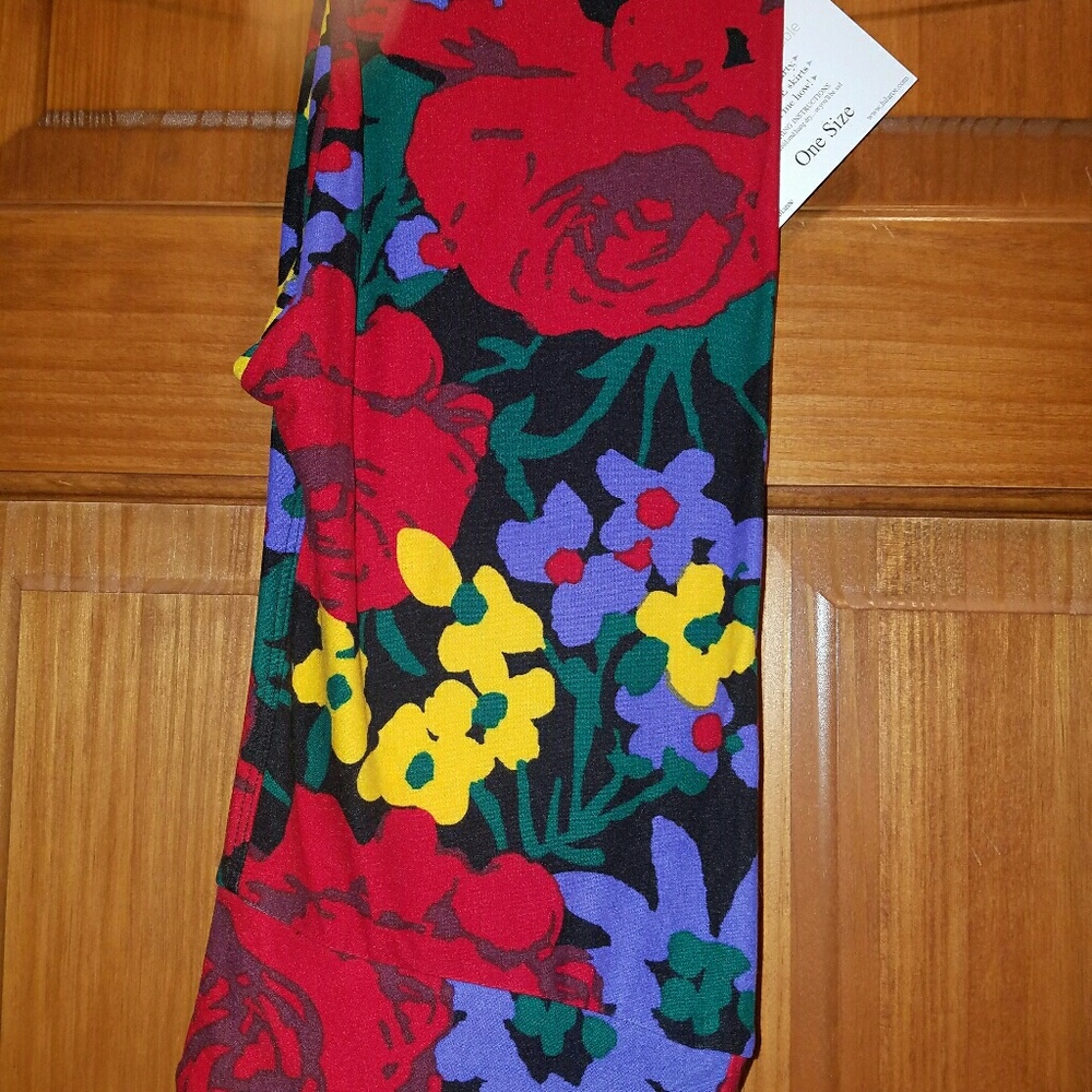 LuLaRoe OS Rose Leggings