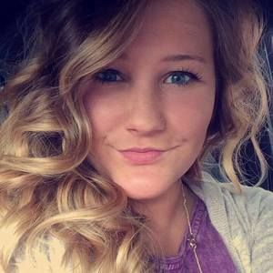 Meet your Posher, Tabitha