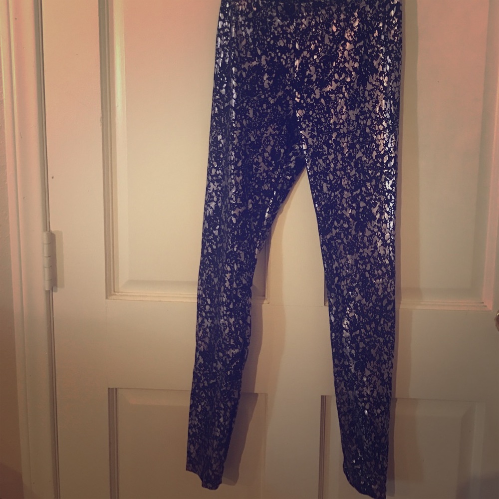 AA Black Leggings w Sliver Splatter