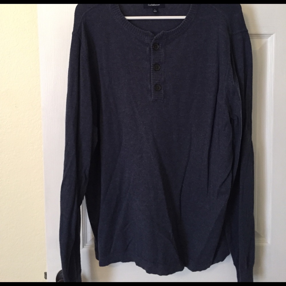 Men's navy blue pullover sweater
