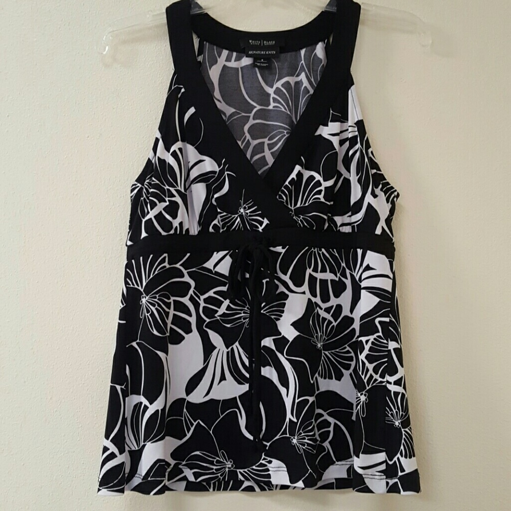 WHBM Black and white top