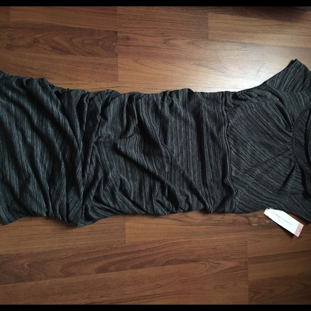 Black and white ruched maternity dress.