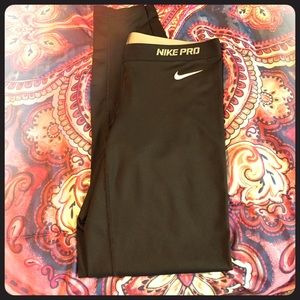 Nike Pro Workout Leggings