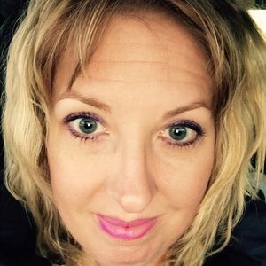 Meet your Posher, Jeana