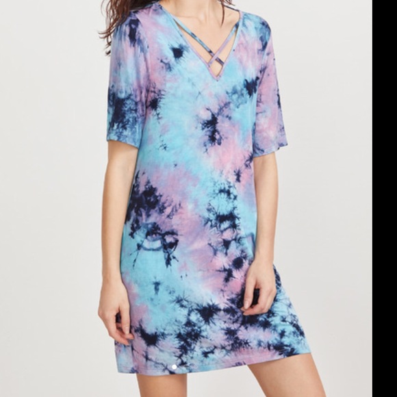 ✨HP ✨ Tie dye criss cross open back minidress - Picture 4 of 7