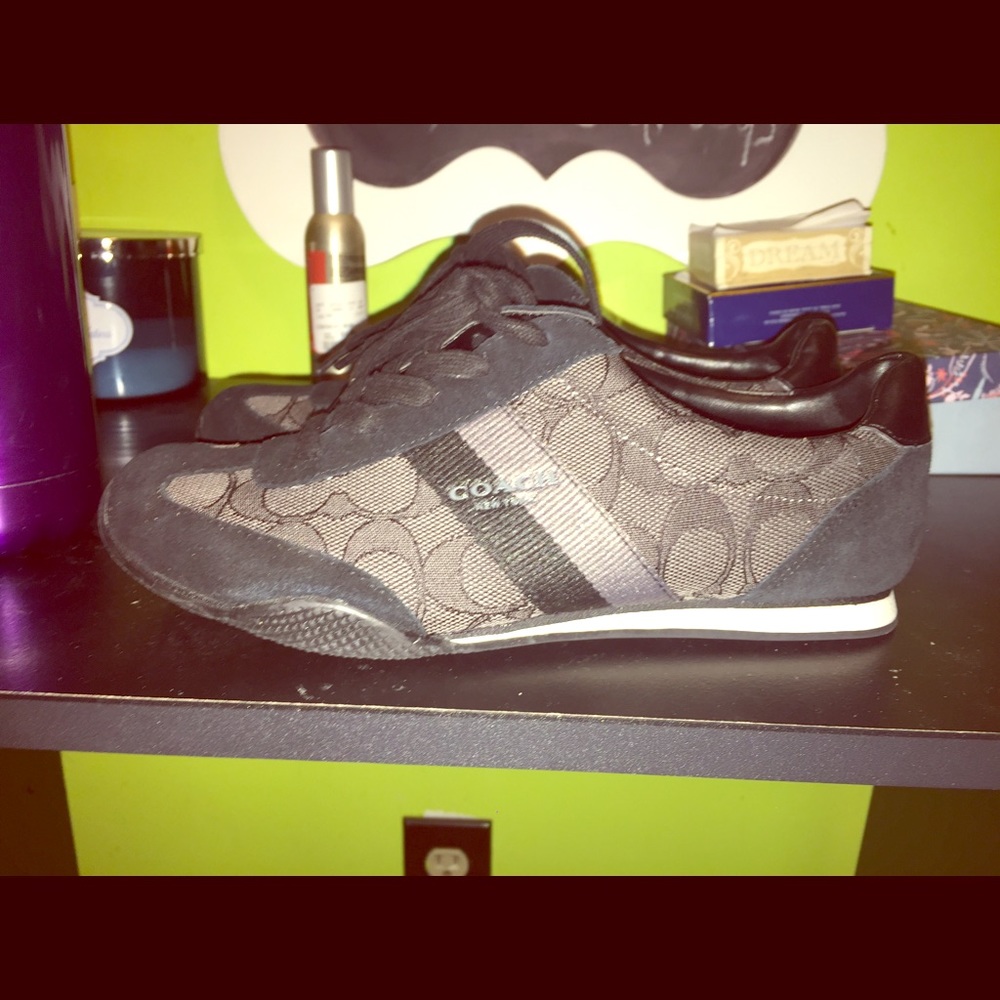 ONE HOUR SALE💜Brand-new Coach sneakers