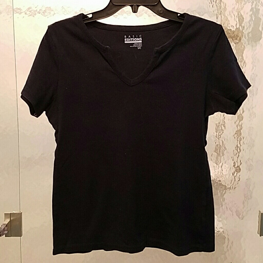 Navy blue round split neckline woman's t-shirt