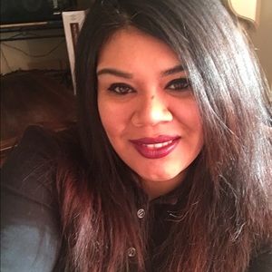 Meet your Posher, Daniela