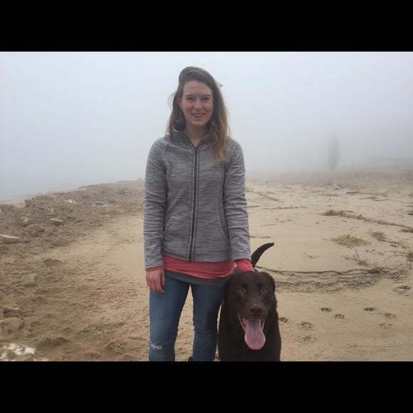 Meet your Posher, Jillian - Picture 1 of 1