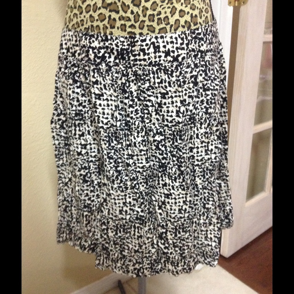 Skirt with pockets!