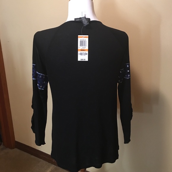 INC Black and blue boho style cold shoulder top - Picture 4 of 6