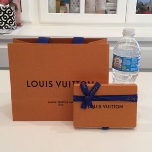 Empty bag and jewelry box.