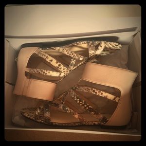 New Nine West Gladiator Sandals size 5.5