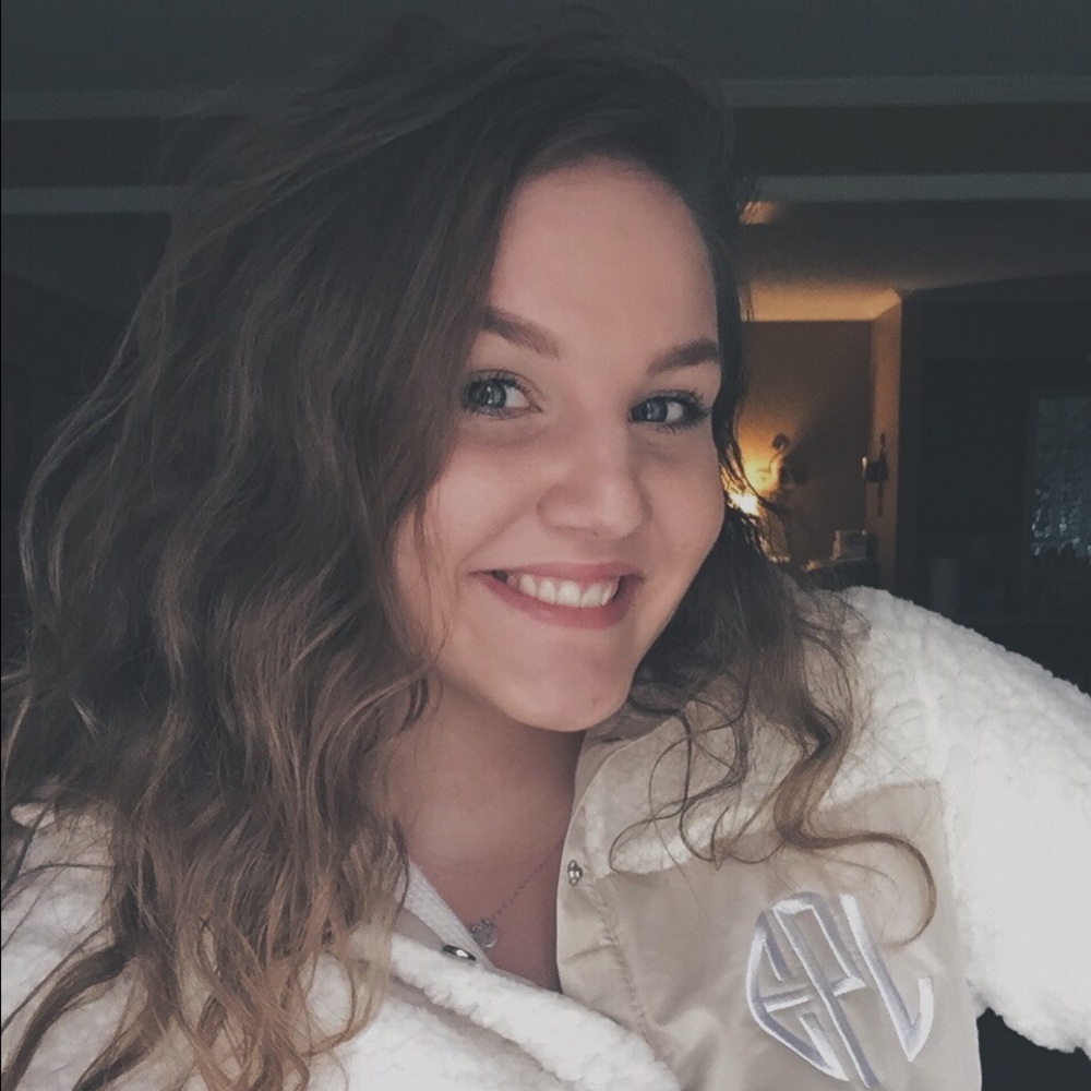 Meet your Posher, Emma