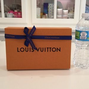 Empty wallet box. With bag. Bag not in picture.