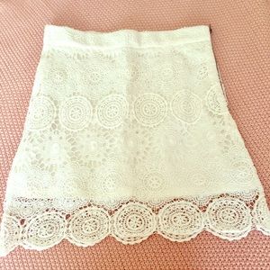 New Zara white lace skirt