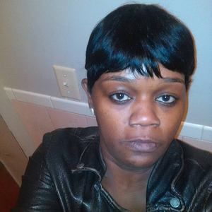 Meet your Posher, Hanifah