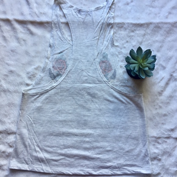 🆑 LAST ONE Southern Rose Animal Skull Tank - Picture 5 of 6