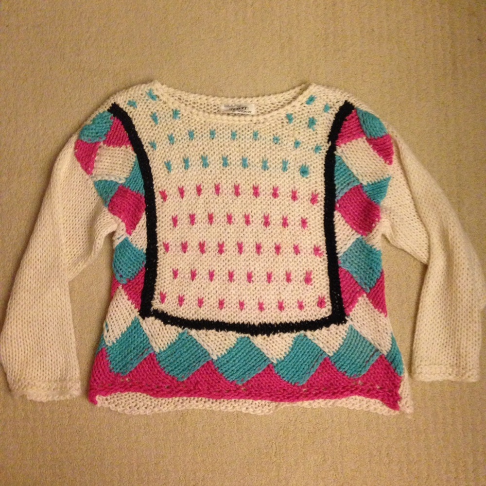 Bright vintage knit pullover sweater
