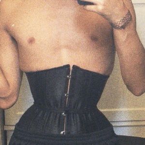 WAIST TRAINER