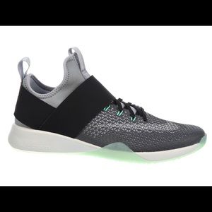 Nike Air Zoom Strong