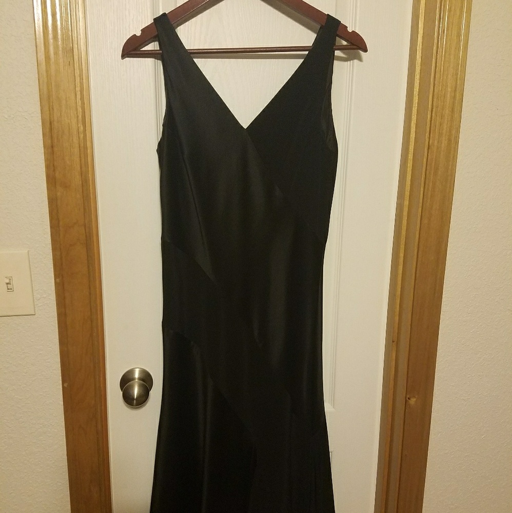 Jones New York Elegant Black Dress