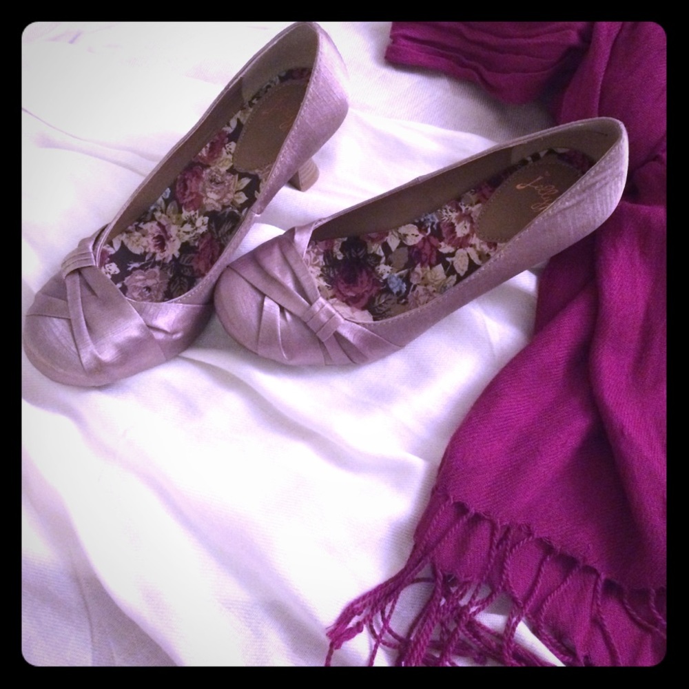 Satin jellypop taupe heels