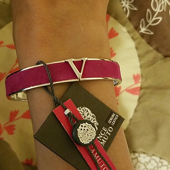 Vince Camuto Jewelry - Original Vince Camuto bracelet