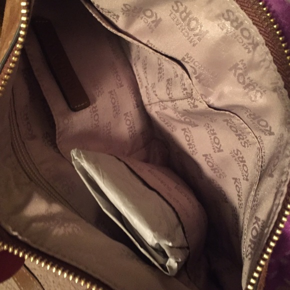 SOLD NEW MichaelKors Fringed Suede purse - Picture 4 of 4