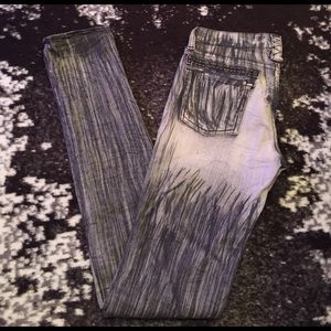 Rockstar jeans! So hot and sexy! Rock & Republic!