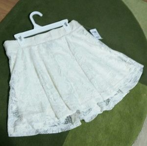 Lace Ivory skirt