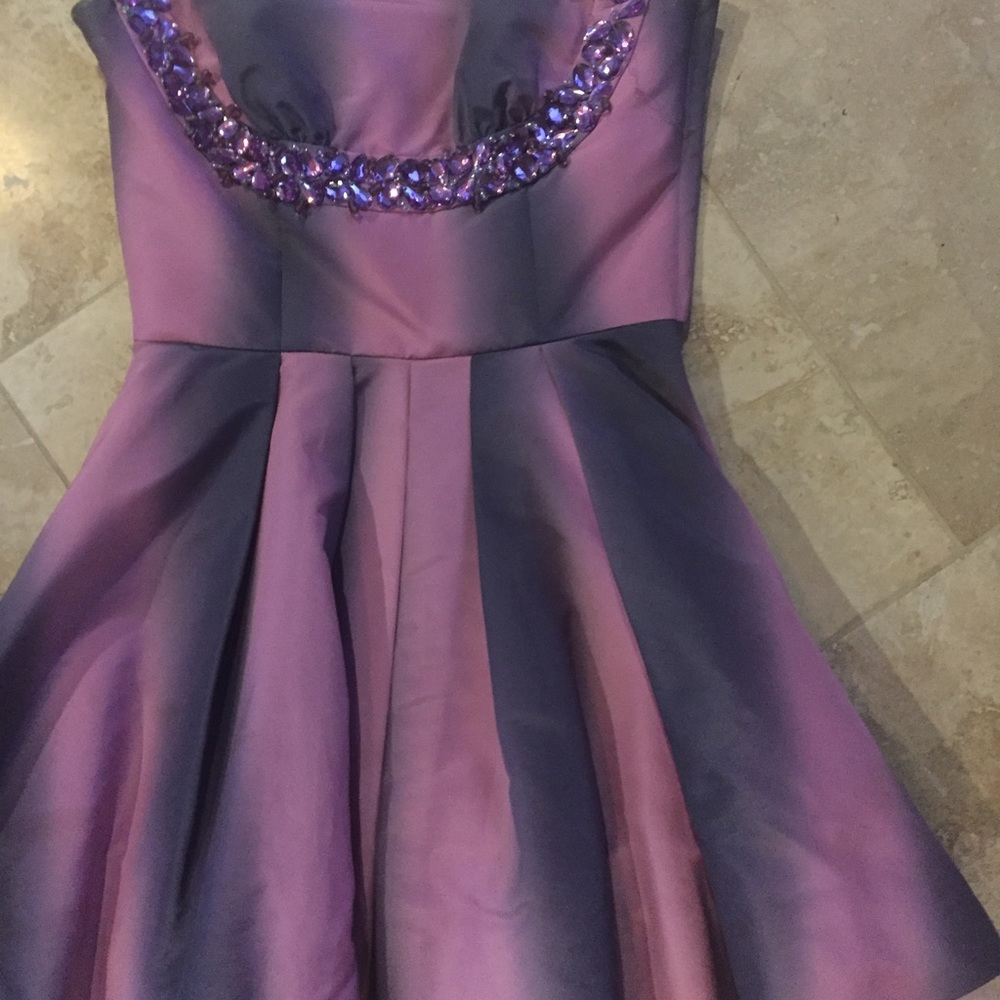 BETSEY JOHNSON DRESS - Picture 4 of 8