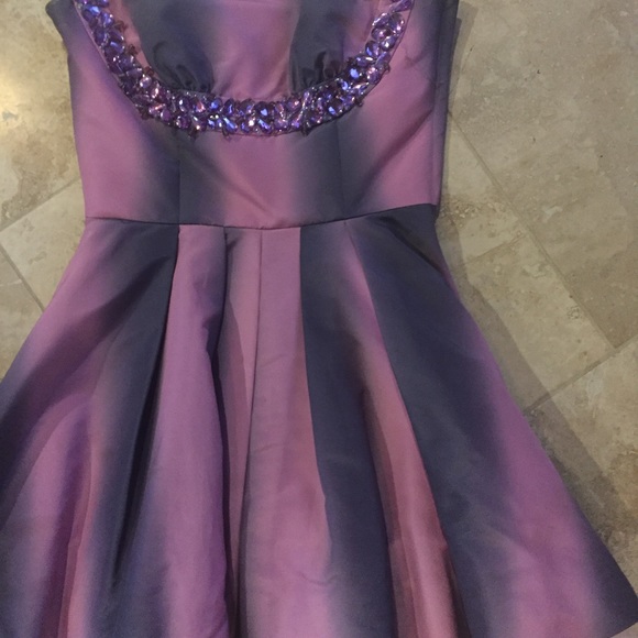 BETSEY JOHNSON DRESS - Picture 4 of 8