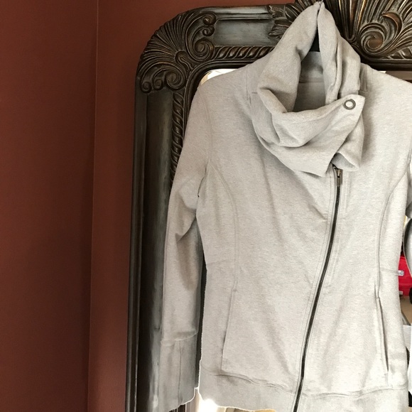 Jacket - Picture 3 of 4